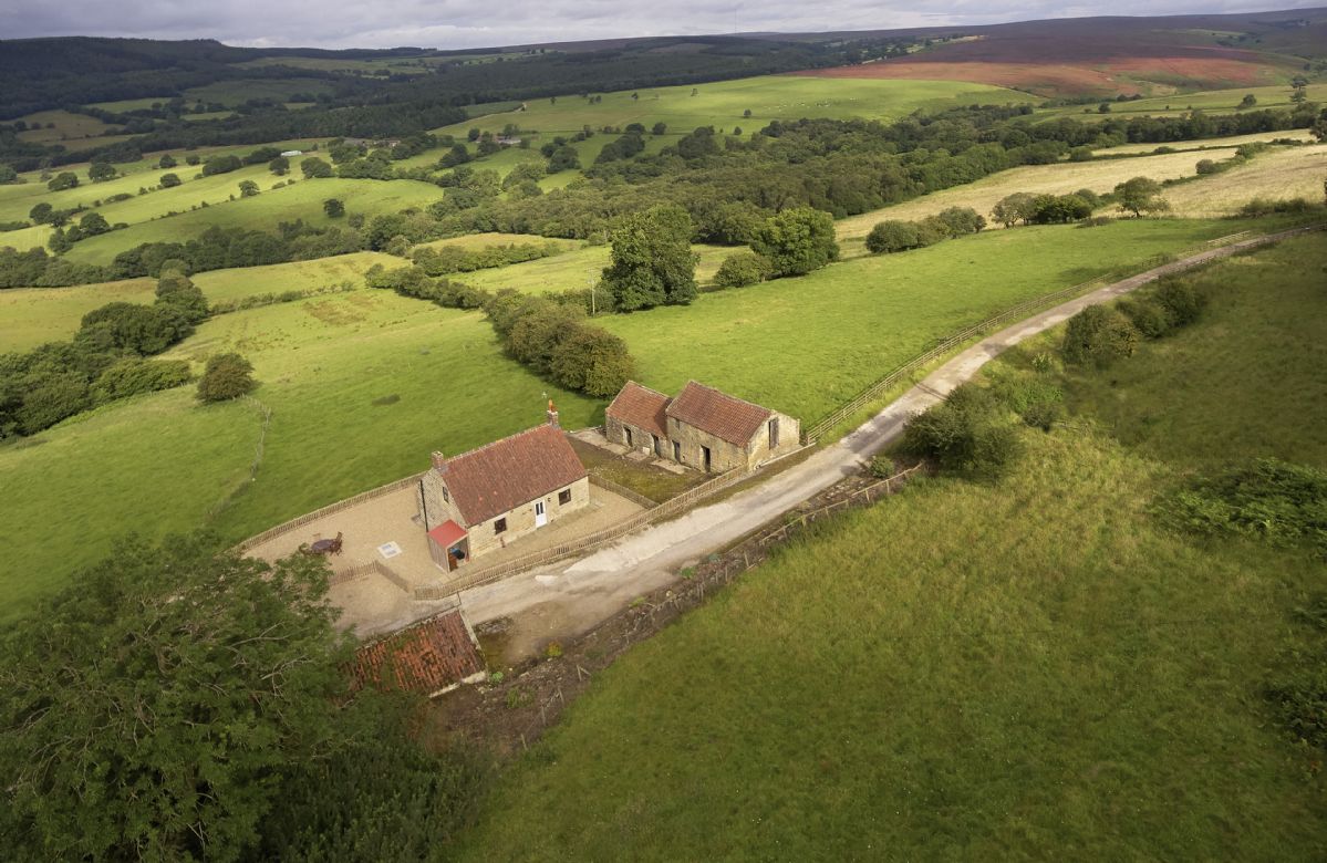 Details about a cottage Holiday at Threp'nybit Cottage