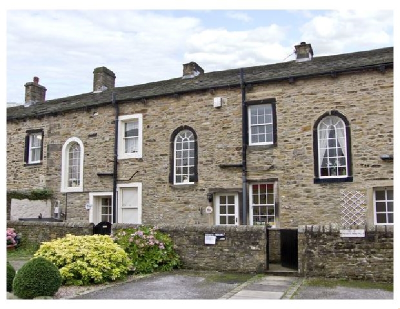 Click here for more about Town Cottage