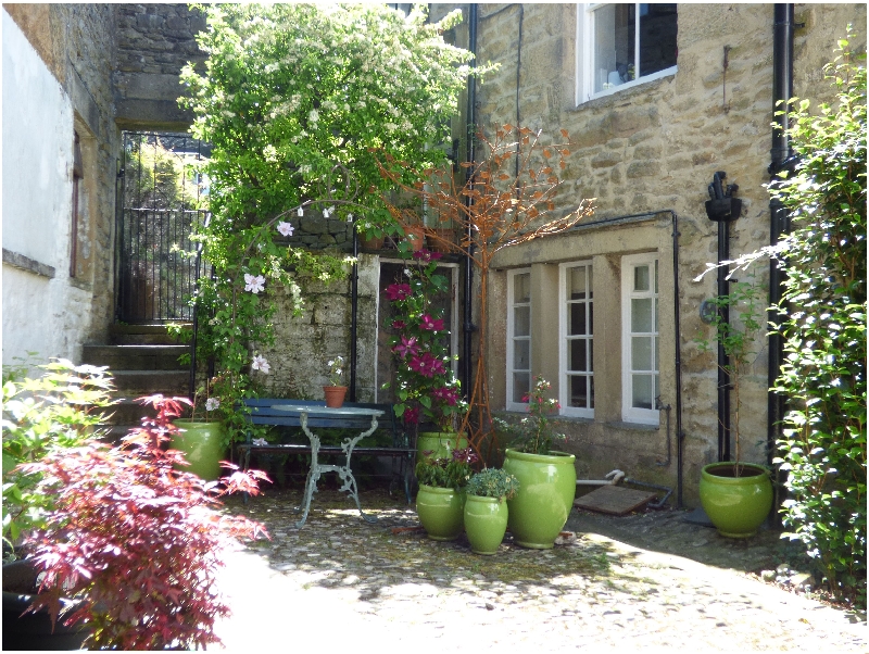 Click here for more about Garden Cottage