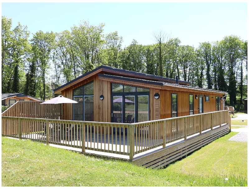 Click here for more about Woodpecker Lodge